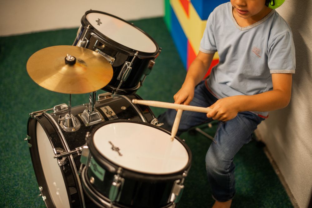Schlagzeug - Musikunterricht - Homeschooling im Lernraum Seon